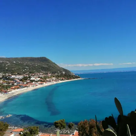 Marina Del Capo Kompleks wypoczynkowy