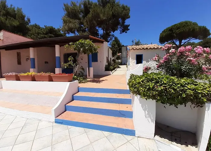 Marina Del Capo פארק נופש 3*