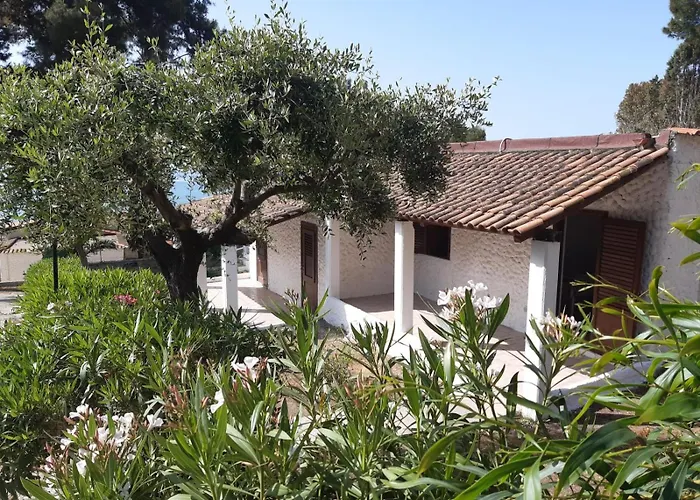 פארק נופש Marina Del Capo ריקאדי