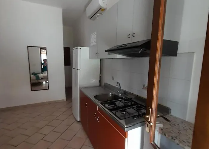 Marina Del Capo פארק נופש 3*