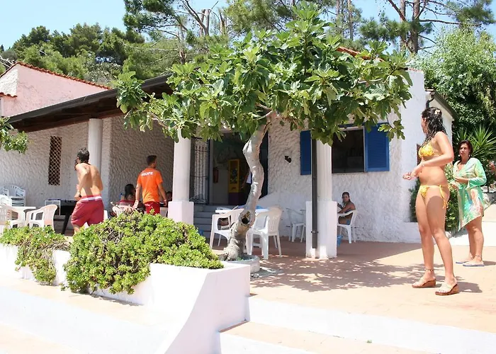 פארק נופש Marina Del Capo 3*