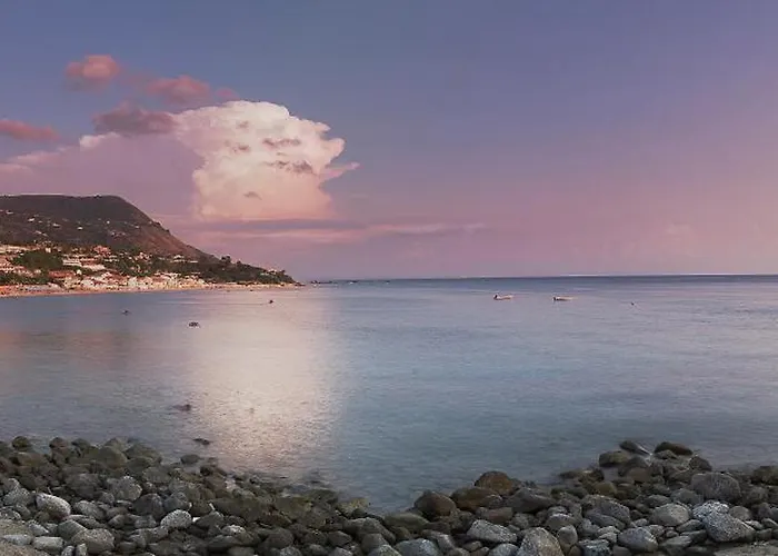 Marina Del Capo פארק נופש