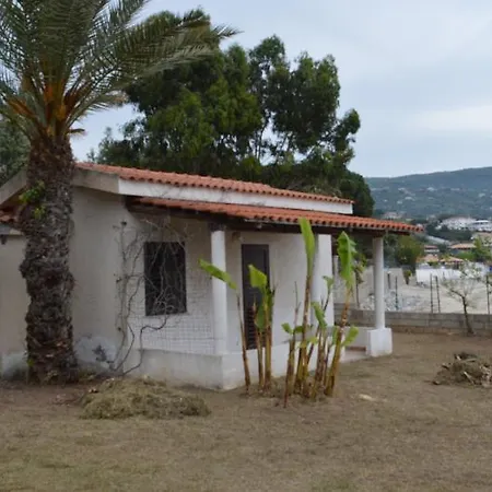 Marina Del Capo База отдыха Рикади