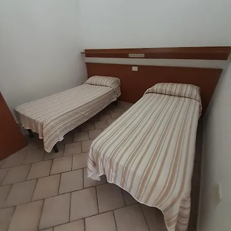 Marina Del Capo ريكادي