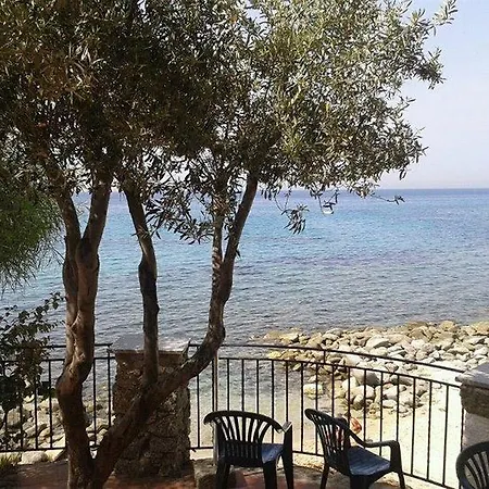 Marina Del Capo База отдыха 3*
