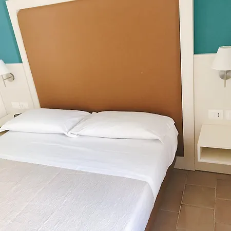 Marina Del Capo Hotel