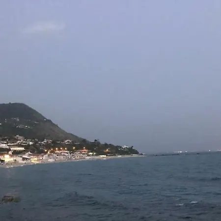 Marina Del Capo База отдыха Рикади