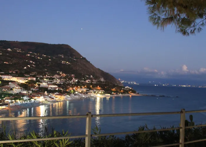 Marina Del Capo 3* Ricadi