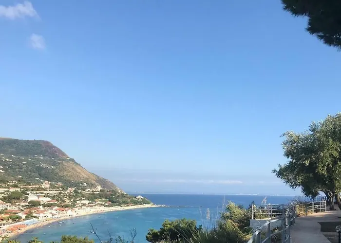 Marina Del Capo 3* 里卡迪