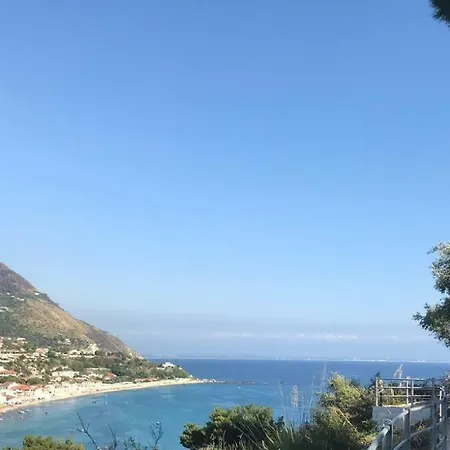 Marina Del Capo 3* Ricadi